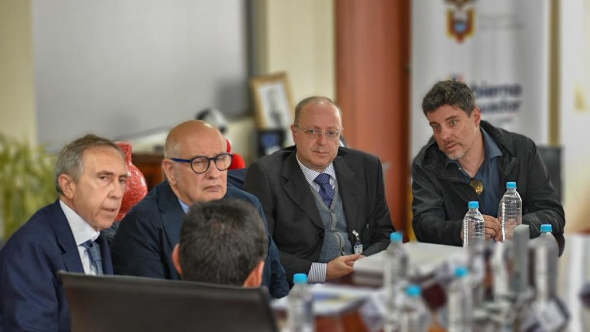 Reunión. La cita se dio en la ciudad de Quito durante la jornada de ese lunes 05 de junio.