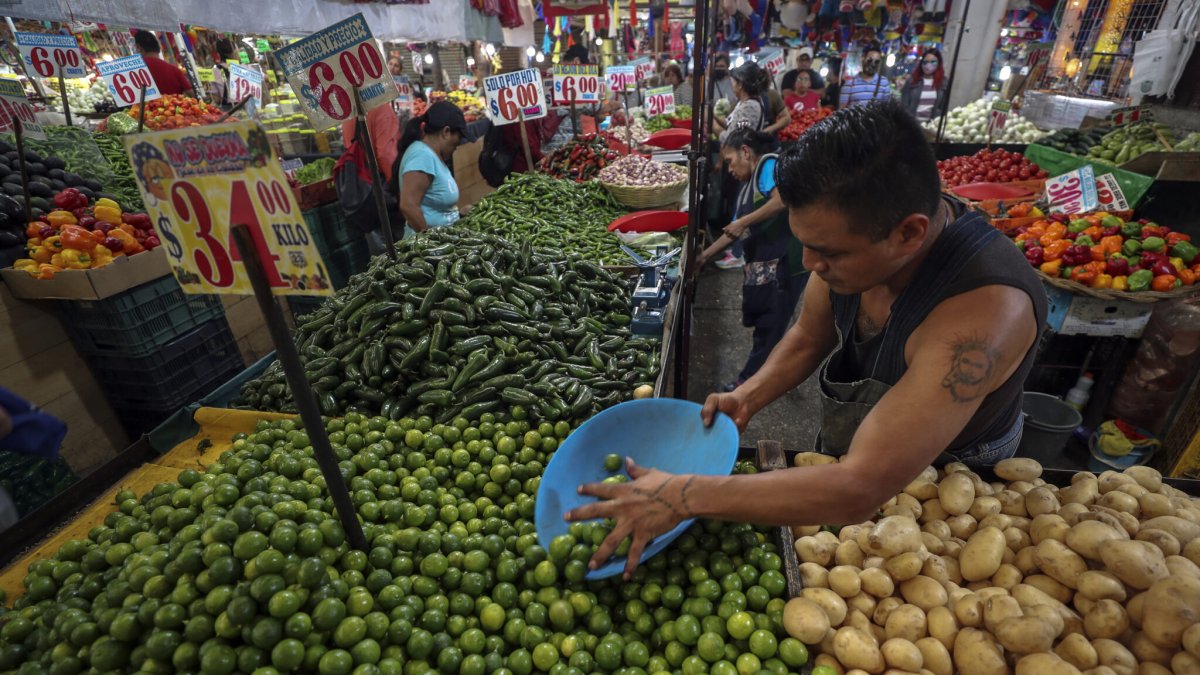 Los alimentos, entre los rubros que más aportan al alza de precios. 