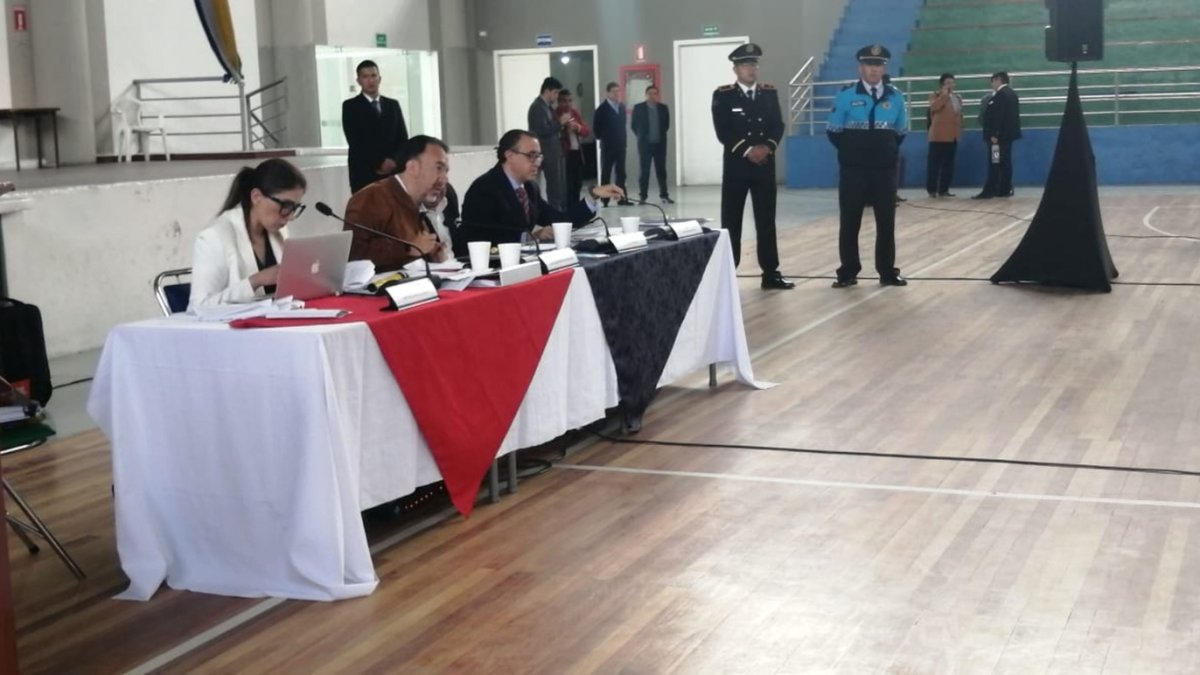 Concejo. La sesión se llevó a cabo en la Unidad Educativa Quitumbe.