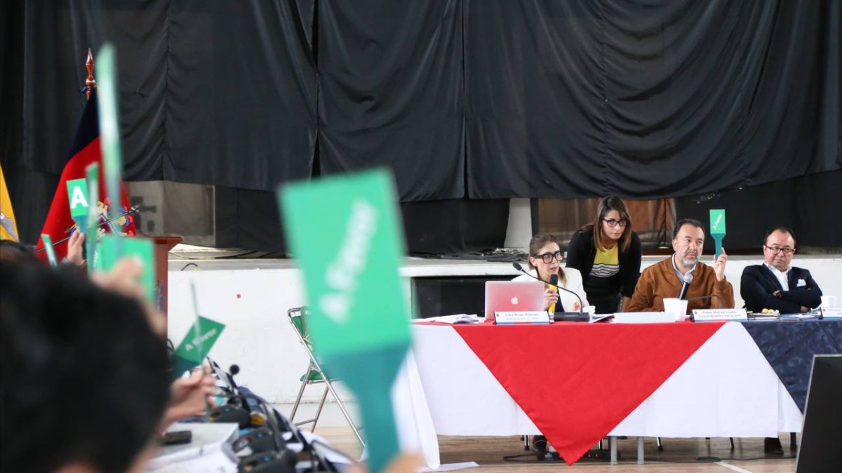 El alcalde de Quito hizo el anuncio durante la sesión del consejo del 6 de junio