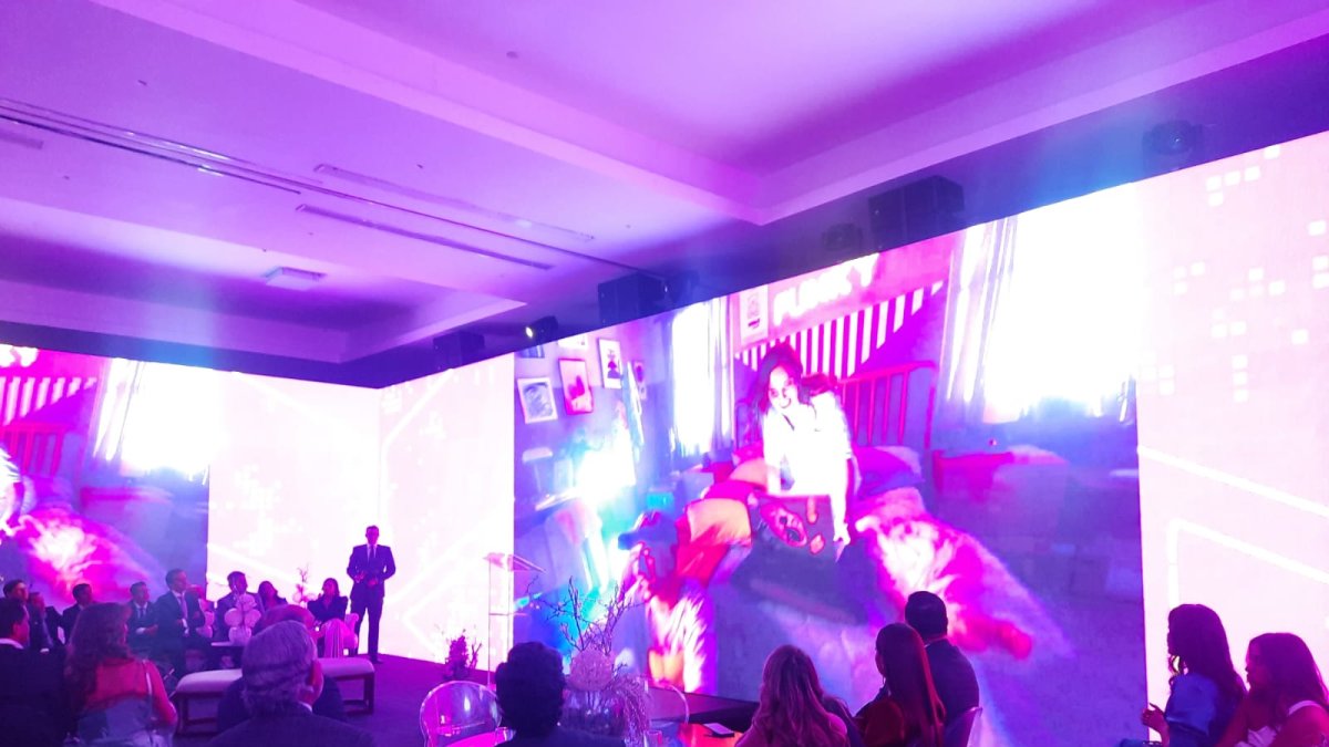 El lanzamiento de la nueva marca se realizó la noche de este martes, en el auditorio de la Universidad de Especialidades Espíritu Santo (UEES).