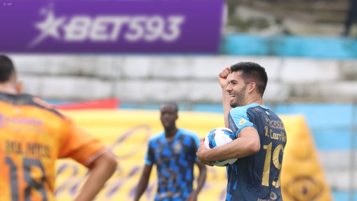 Ronie Carrillo es uno de los goleadores que tiene El Nacional.