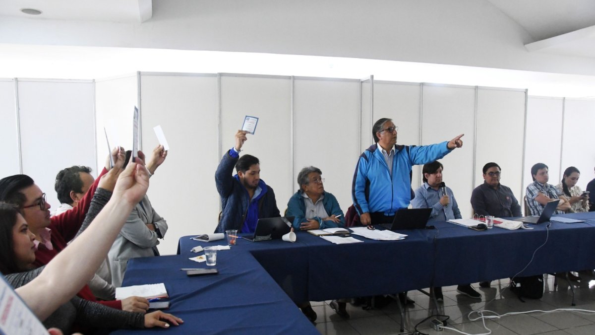 Decisiones. Unidad Popular, Democracia Sí y el Partido Socialista se reunieron ayer para definir sus listas.