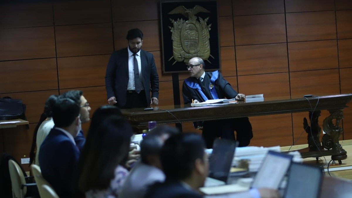 Resolución. El conjuez Javier de la Cadena anunció su resolución la tarde de este miércoles.