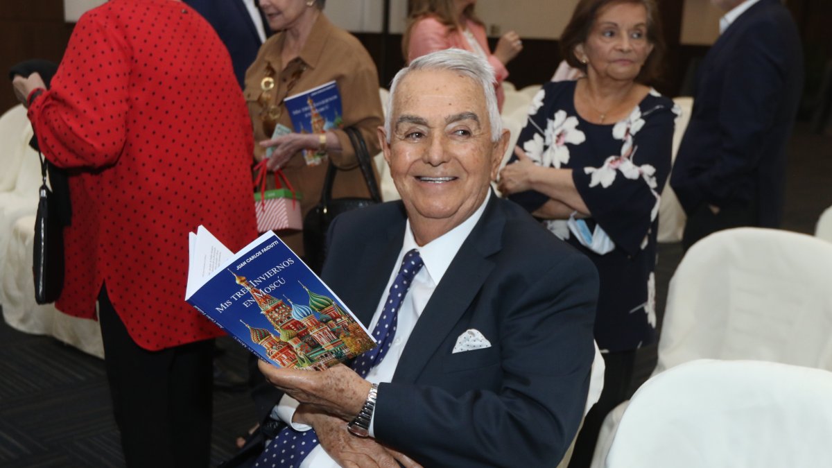 Jorge García Torres nació en Loja el 9 de octubre de 1937.