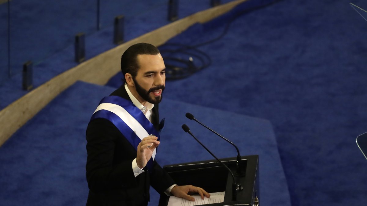 El presidente de El Salvador, Nayib Bukele, en una fotografía de archivo. EFE/Rodrigo Sura
