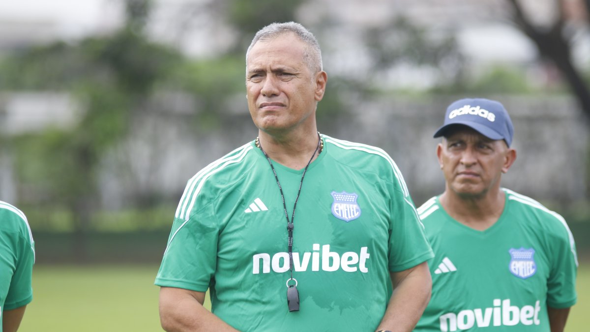 Hernán Torres, DT colombiano, dirigió el 8 de junio su primer entrenamiento en Emelec.