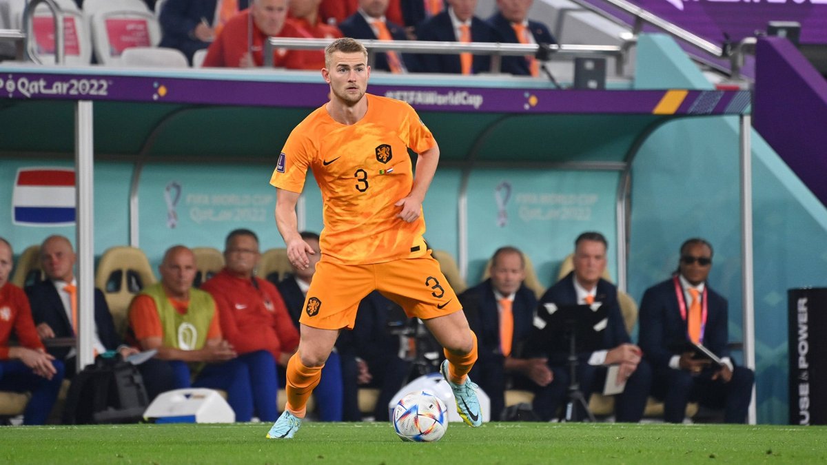 De Light fue estelar durante en la zaga de los Oranjes, durante el Mundial de Qatar 2022.