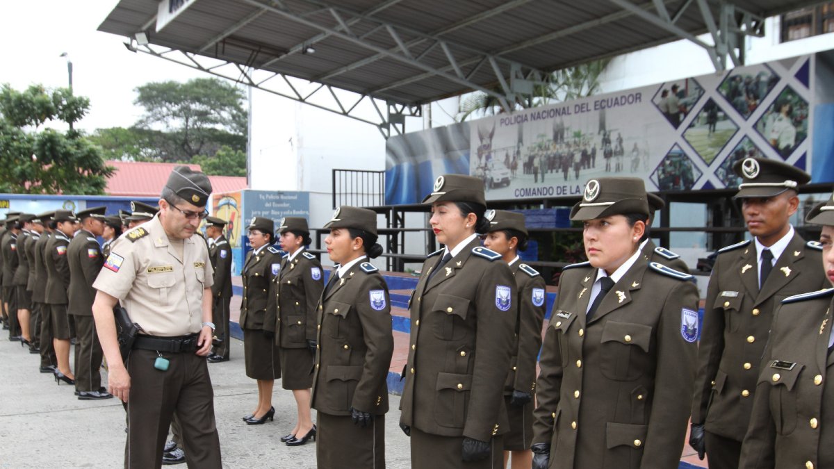 Hecho. Los gendarmes en el Cuartel Modelo.