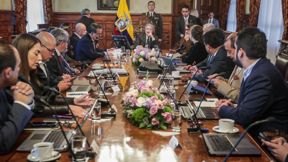 El gabinete de Lasso se reúne para crear plan de acción contra el fenómeno de El Niño