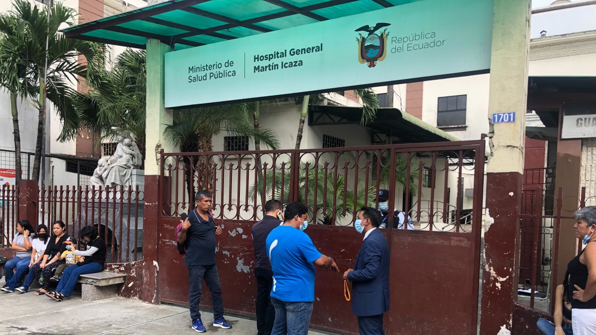 La Defensoría del Pueblo informó de que actuará de oficio en el caso de la adulta mayor que 'resucitó' tras ser declarada muerta en el hospital Martín Icaza.