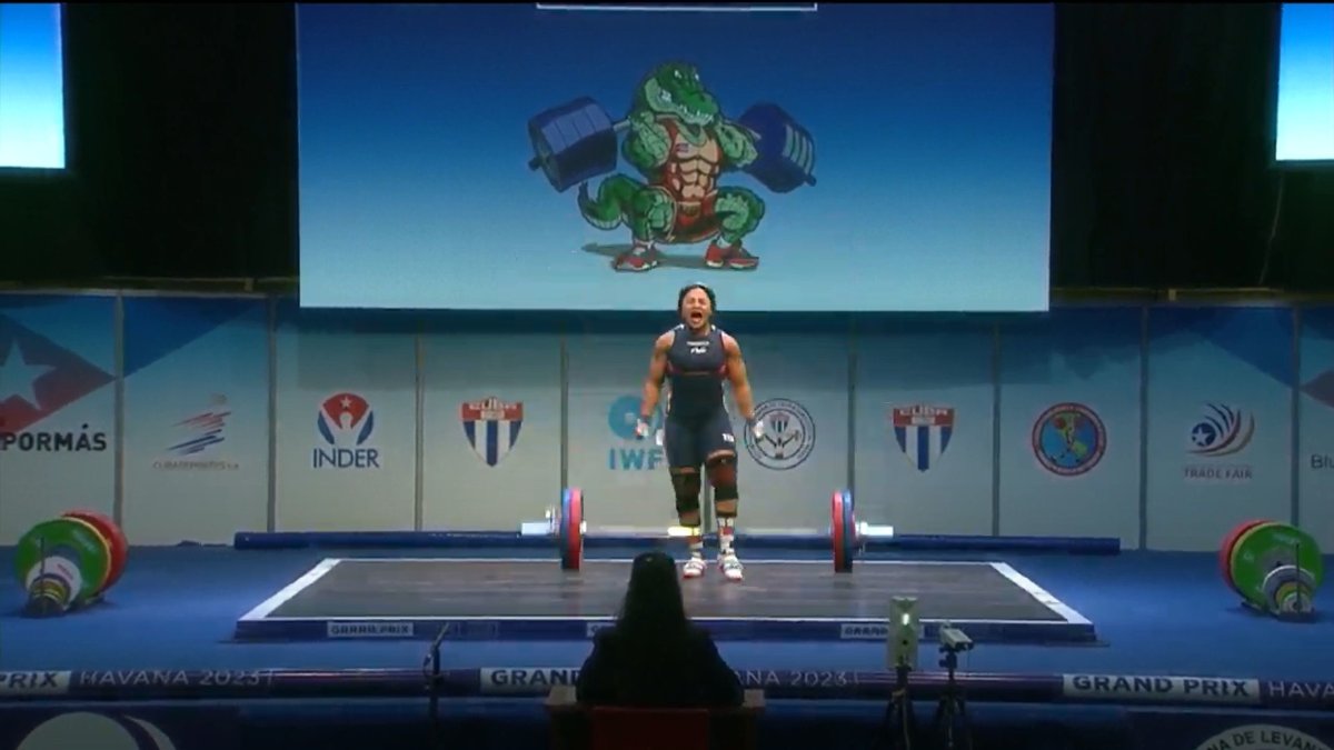 Tamara Salazar demostró su fortaleza en el envión, donde se quedó a tan solo un kilo de la medalla de oro, y que le sirvió para superar a Neisi Dajomes en el total.