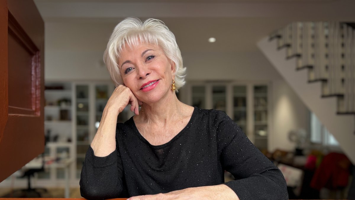 Isabe Allende es escritora y desde 2004 es miembro de la Academia Estadounidense de las Artes y las Letras.