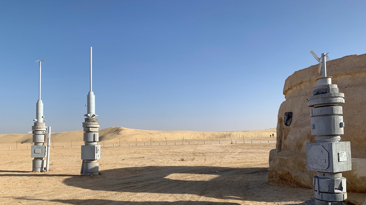 En la imagen de archivo, vista de uno de los escenarios del planeta ficticio de Tatoonie de la saga de Star Wars, abierto para visitas turísticas en Túnez.