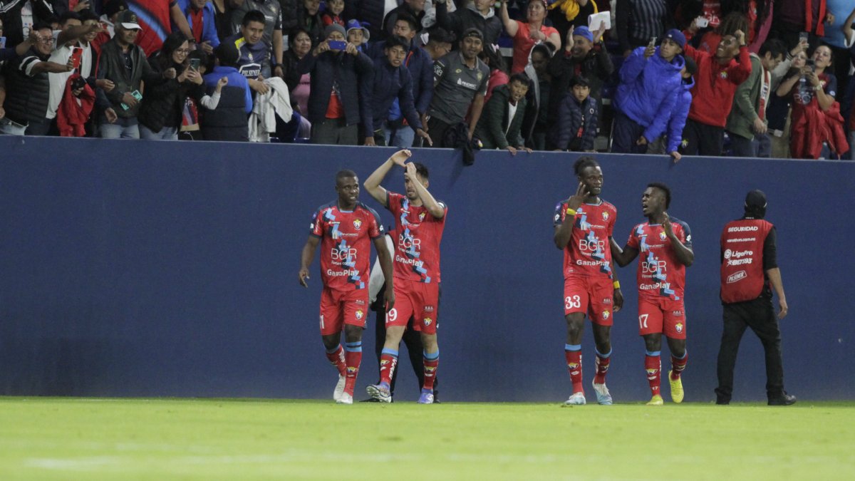 El Nacional cerró la primera etapa con victoria en casa de Independiente del Valle.