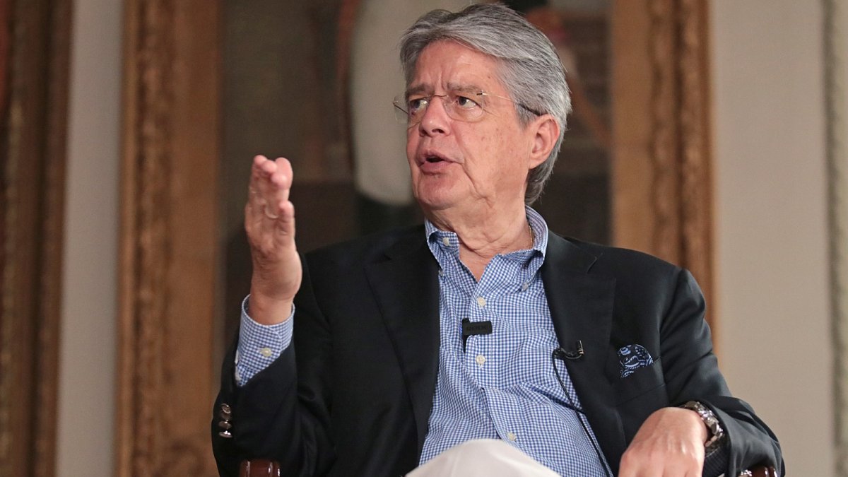 El mandatario dice que las muertes violentas crecieron por la incautación de drogas en su Gobierno.