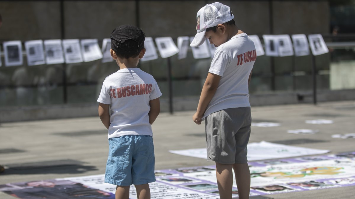 México. Los hijos también asistieron al homenaje a los padres.