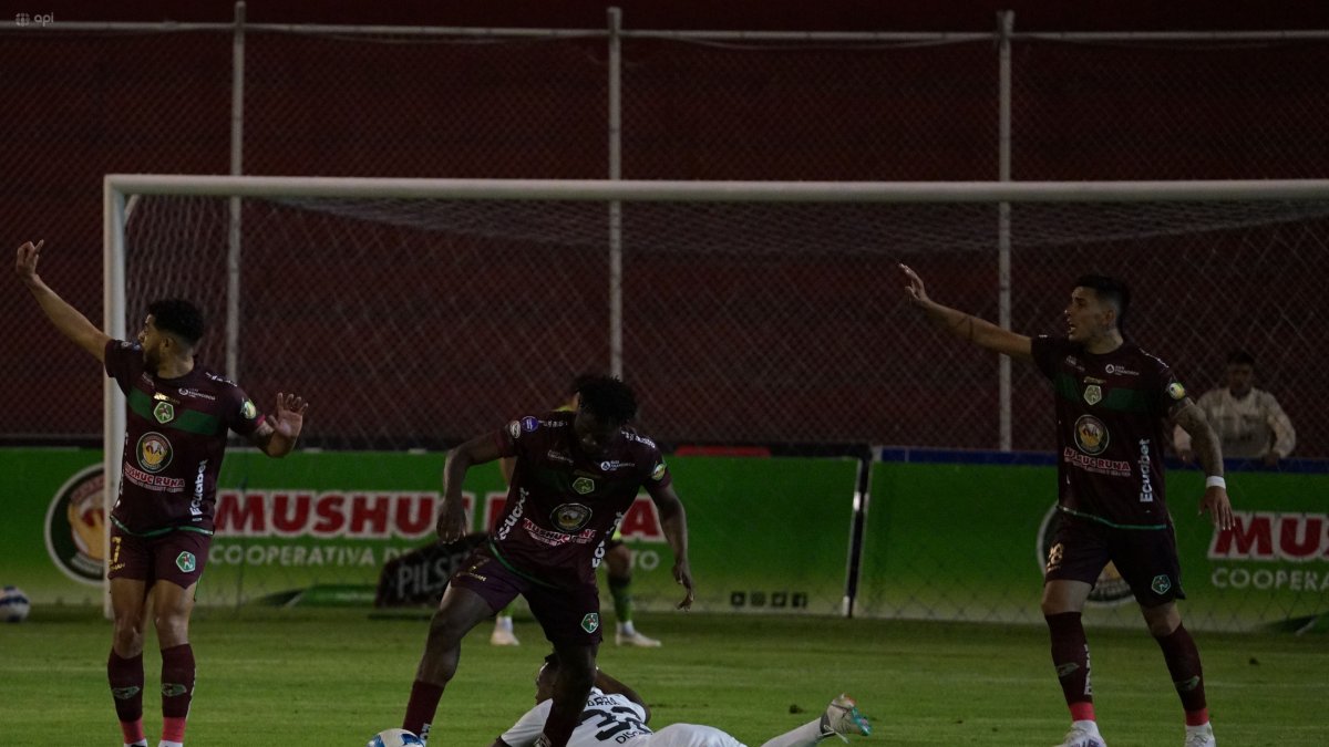 Los albos mantienen la irregularidad en la LigaPro. Ante Mushuc Runa no lograron mantener la ventaja.