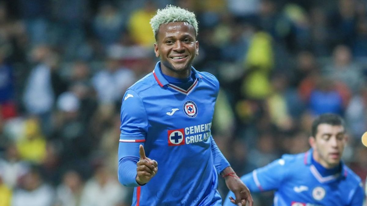 Michael Estrada ex Cruz Azul de México