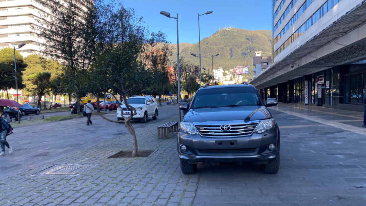 El auto involucrado tampoco cuenta con placa.