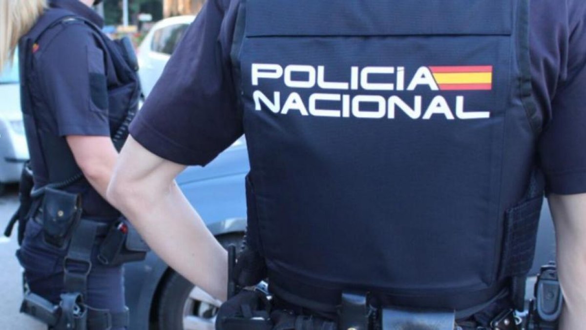 Agentes de la Policía Nacional