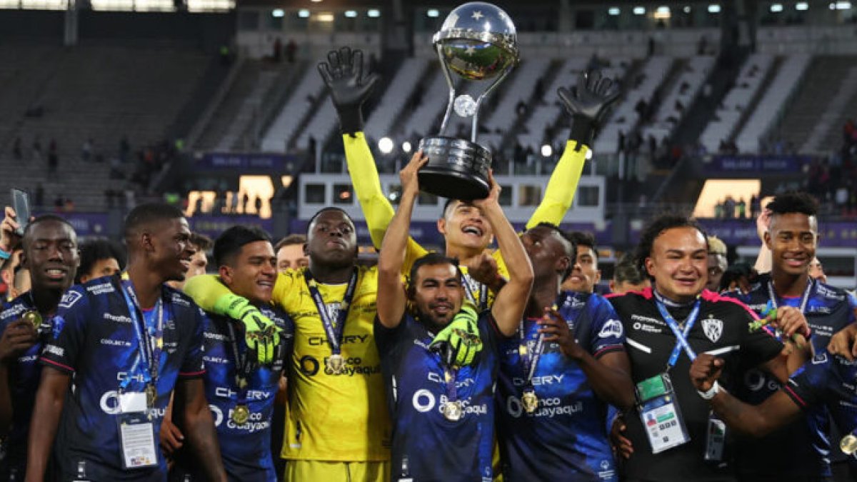 IDV es el actual campeón de la CONMEBOL Sudamericana.