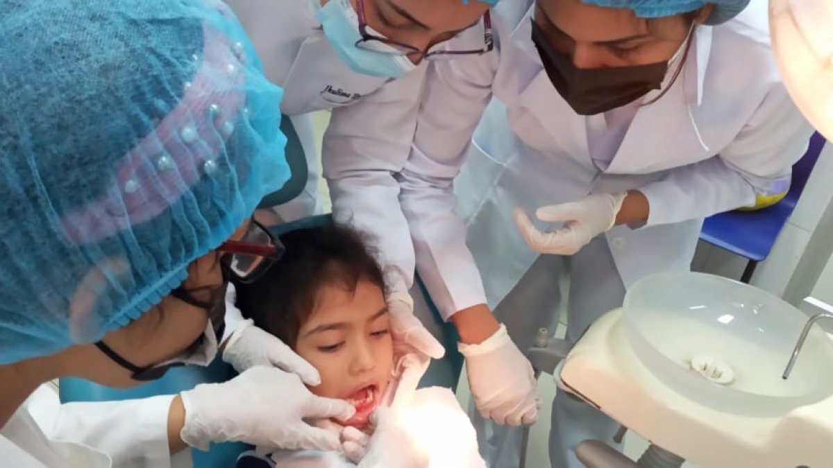Los estudiantes de odontología han atendido a más de 2.800 pacientes.