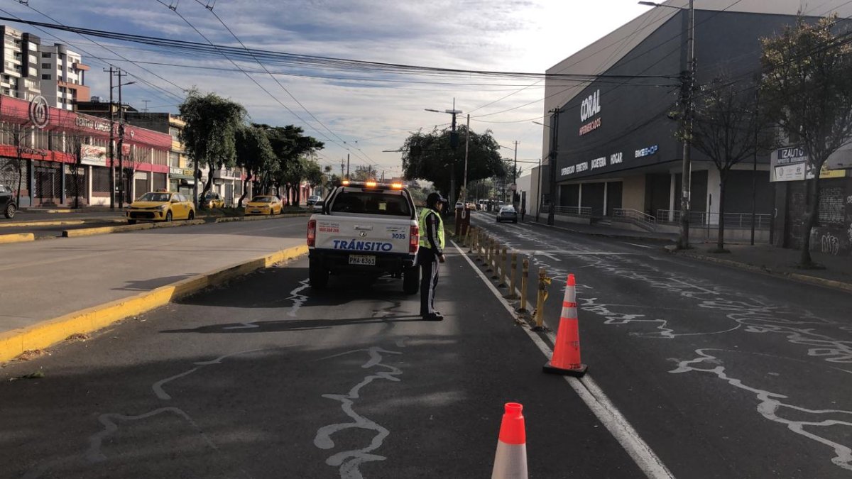 Los conductores toman vías alternas