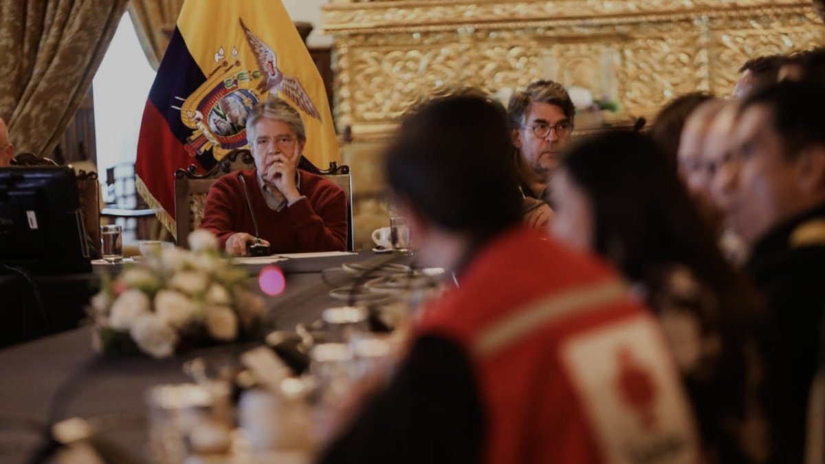 El presidente Guillermo Lasso estuvo presente en la sesión del COE Nacional.