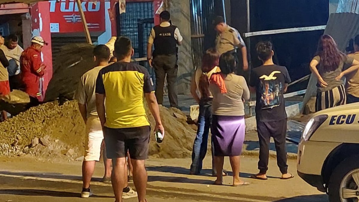 Desconocidos lanzaron un artefacto a un local de electrodoméstico en Pedro Carbo