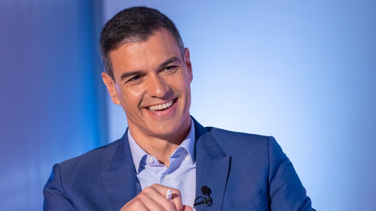 El presidente español instó a los ciudadanos a acudir a votar