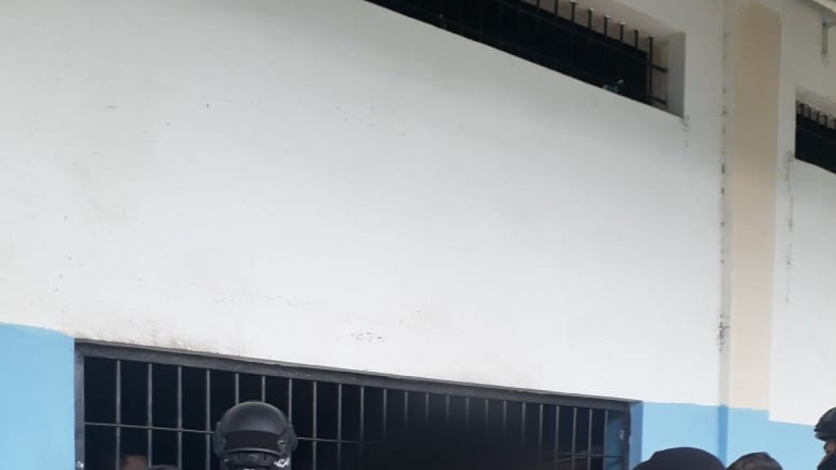 Los nueve jóvenes se saltaron el filtro de control del centro donde permanecen.