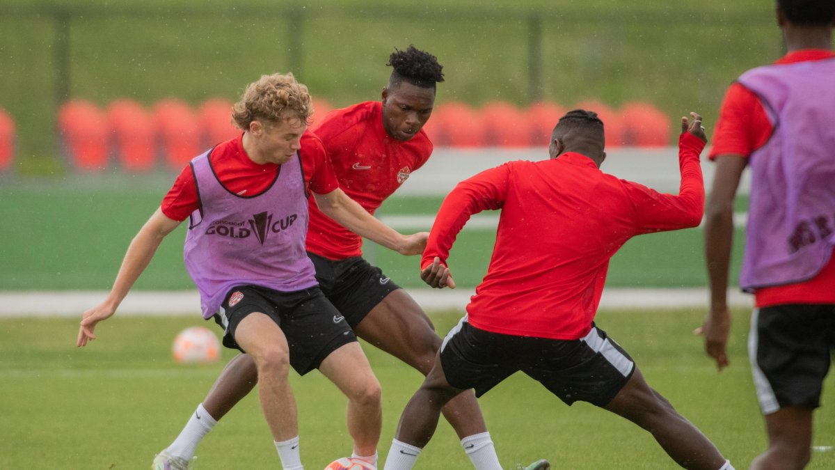 La selección norteamericana entrenó con normalidad en los predios de prácticas.