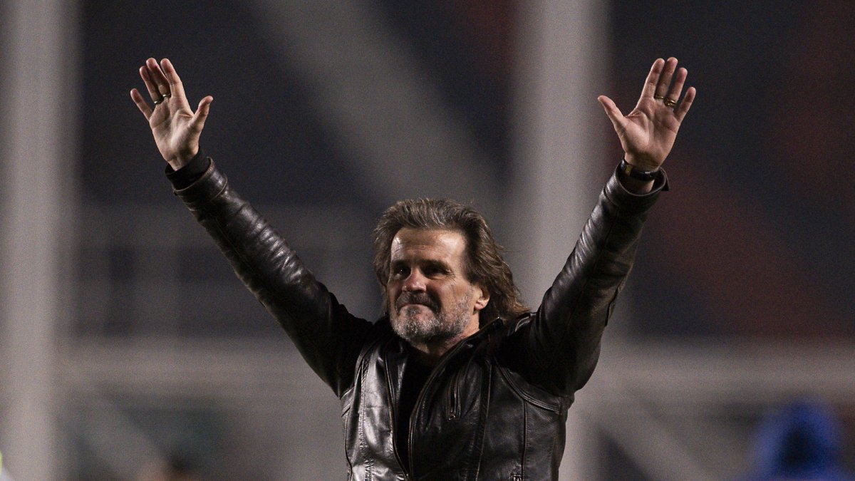 La felicidad de Rubén Darío Insúa tras el triunfo de San Lorenzo ante Estudiantes de Mérida.