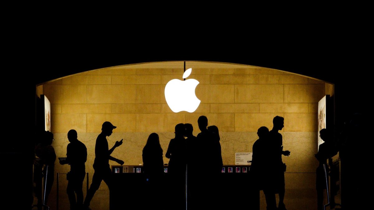Apple se convirtió en la primera compañía de EE.UU. en llegar a un billón de dólares en 2018