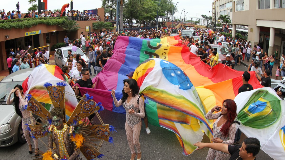 Recorrido. El desfile recorrerá varias calles del centro guayaquileño.