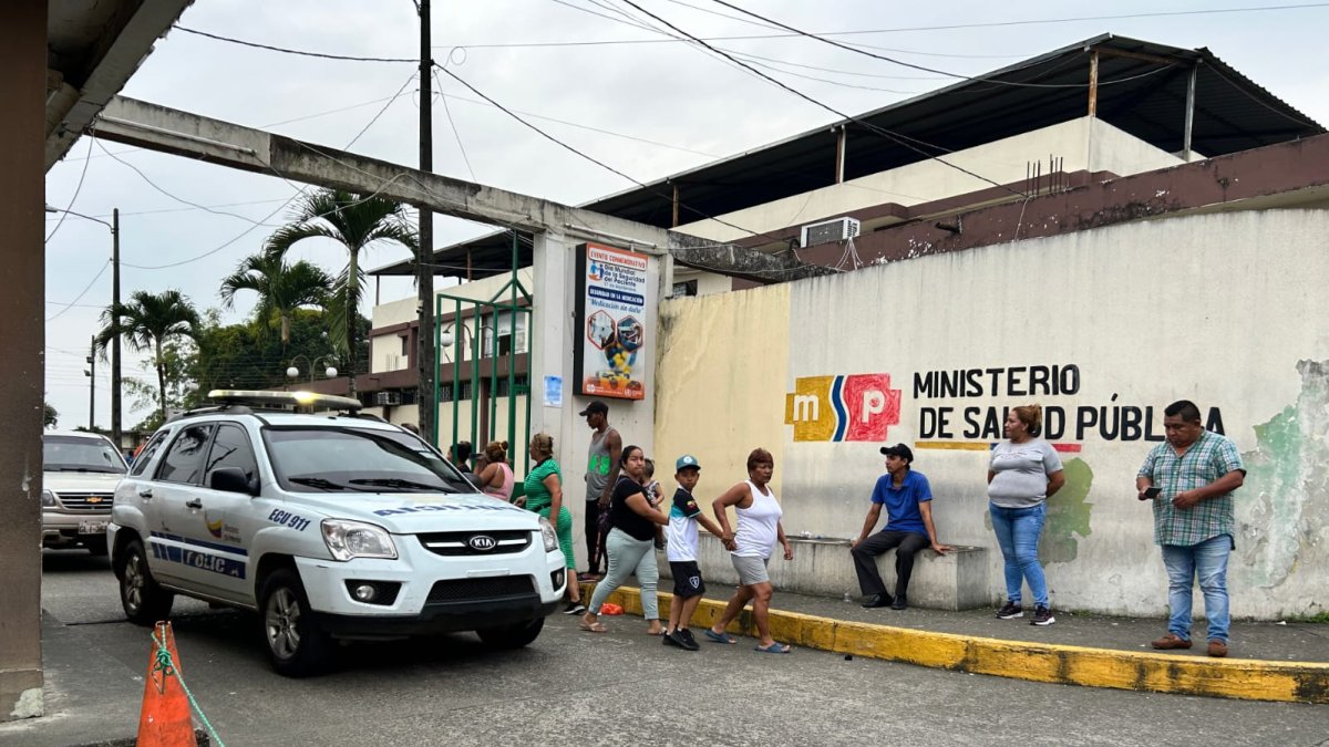 En la casa de salud no se permite el ingreso de personas que no tengan una emergencia.