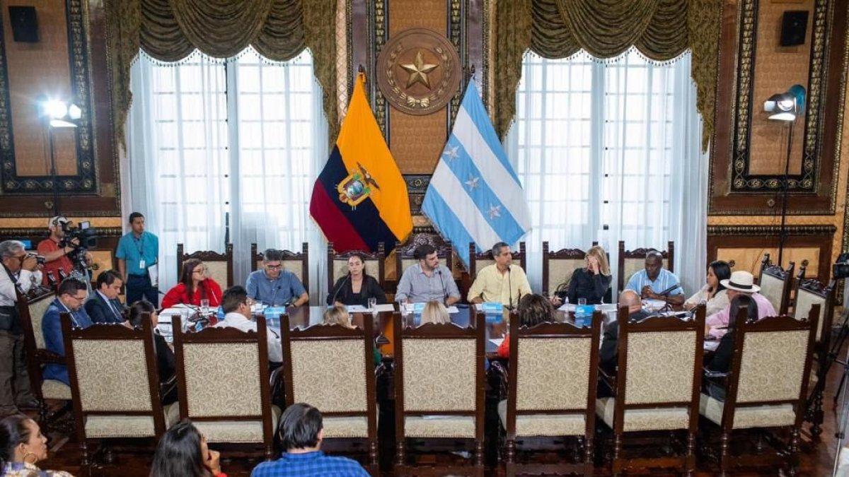 Sesión. El Concejo Cantonal aprobó en segundo debate la ordenanza.