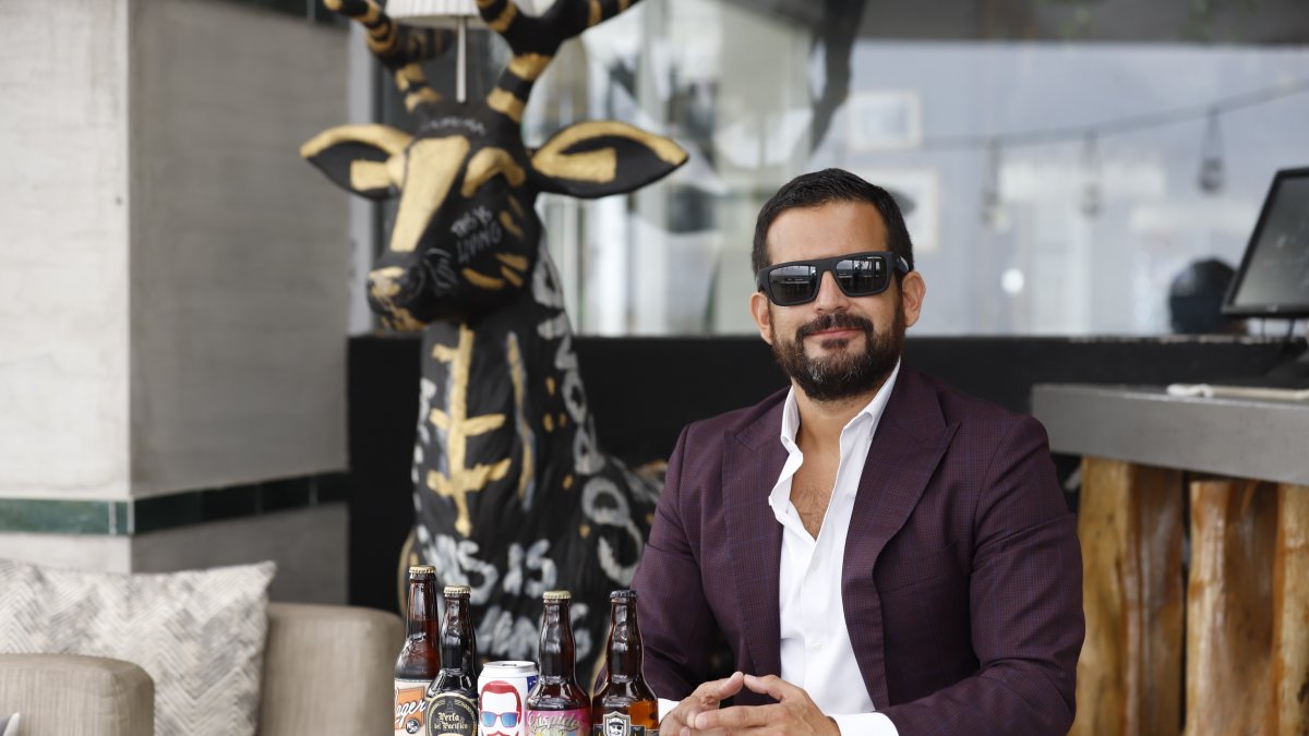 'Emprendiendo con The Beerman' es el nombre del libro que está a la venta en Amazon.