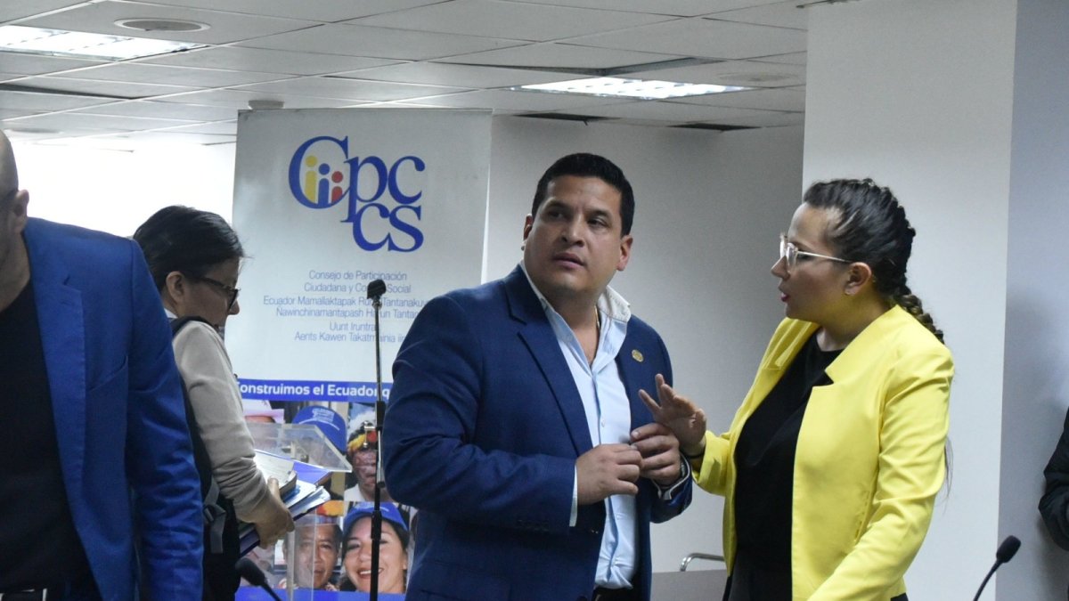 El presidente del Consejo de Participación, Alembert Vera, es uno de los tres señalados.