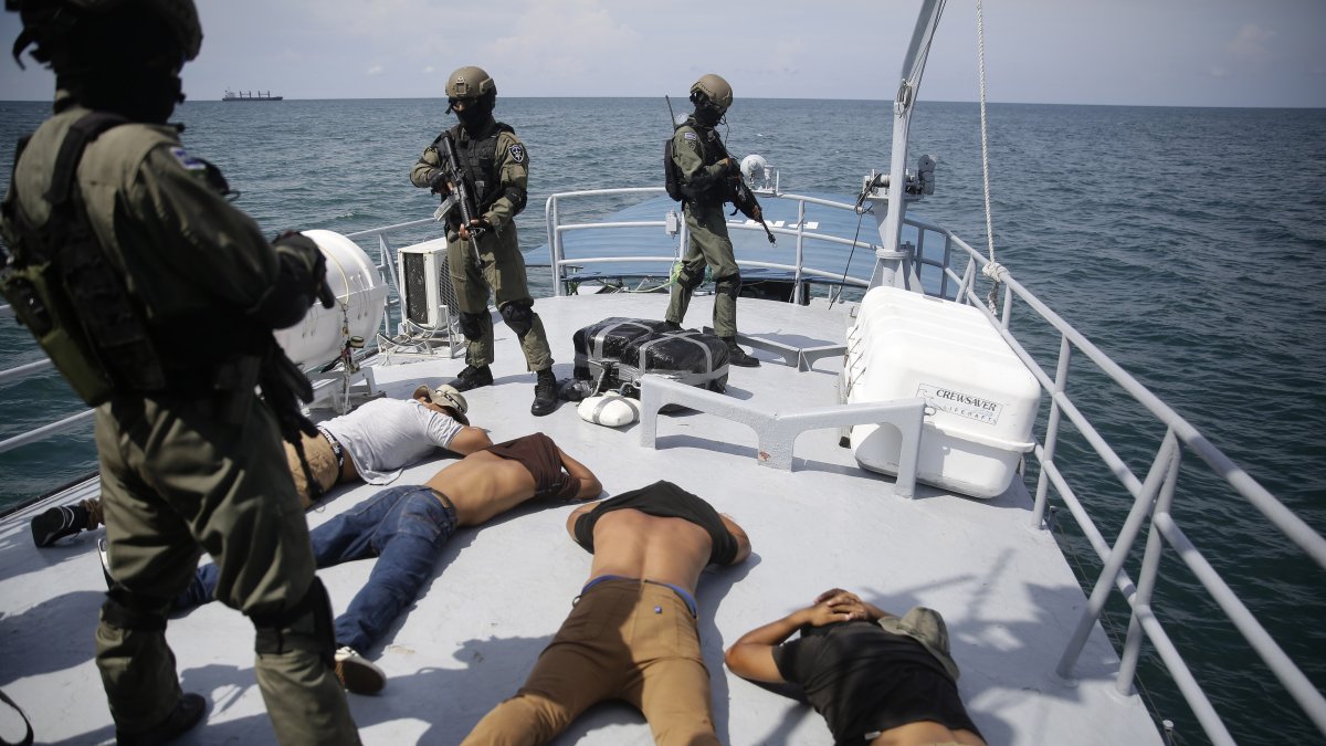 Referencial. La detención de los sospechosos se dio un día después de la captura de un gran cargamento.