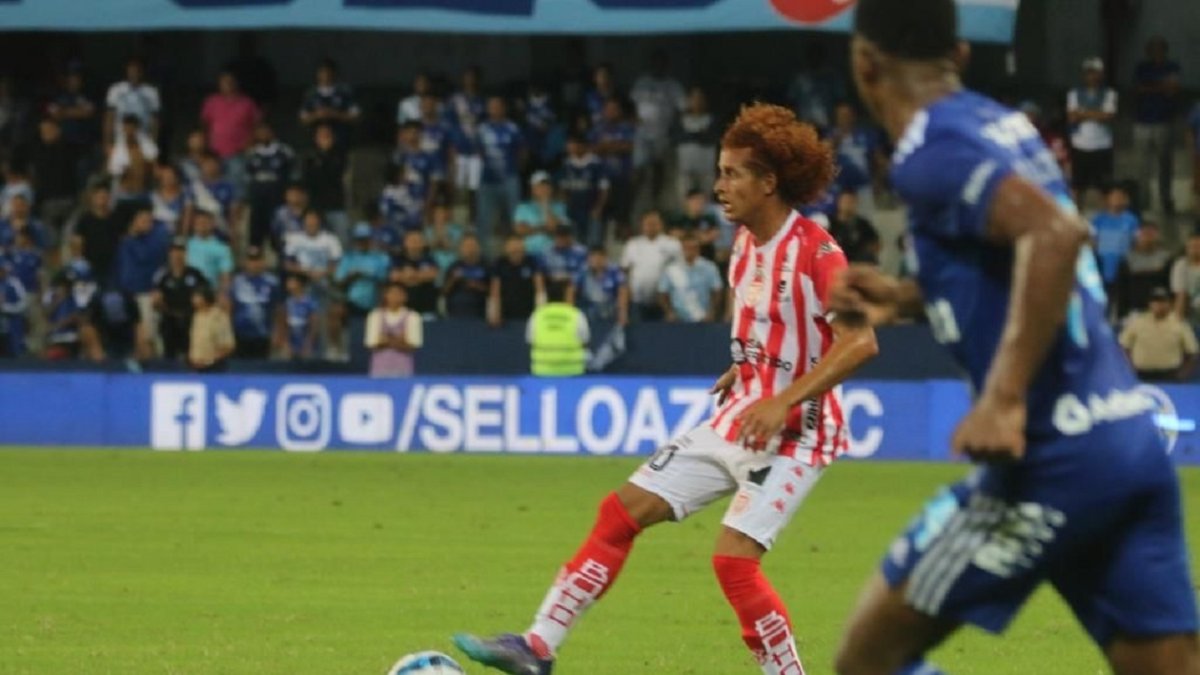 Davis Camacho forma parte del Técnico Universitario con el que ha jugado seis partidos en la LigaPro.