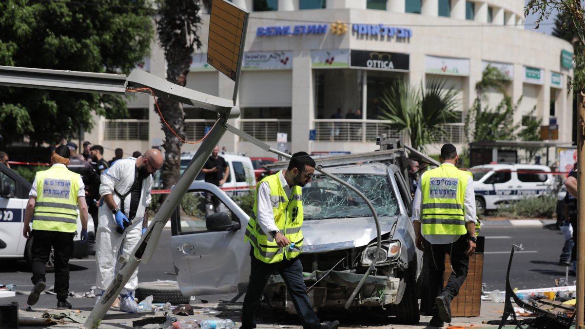 El atacante palestino fue abatido por un civil tras el arrollamiento.