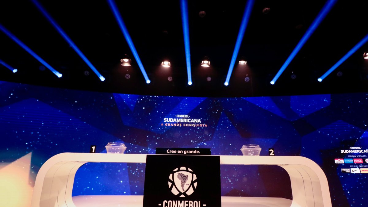 Barcelona y LDU conocen sus partidos en la fase de Playsoffs y Octavos de final.