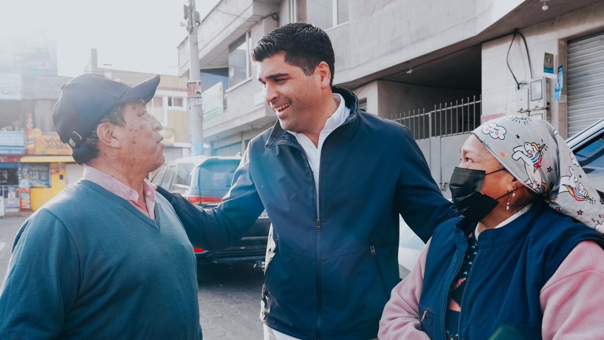 El aspirante por la alianza Actuemos continúa con sus recorridos por diverso puntos del país.