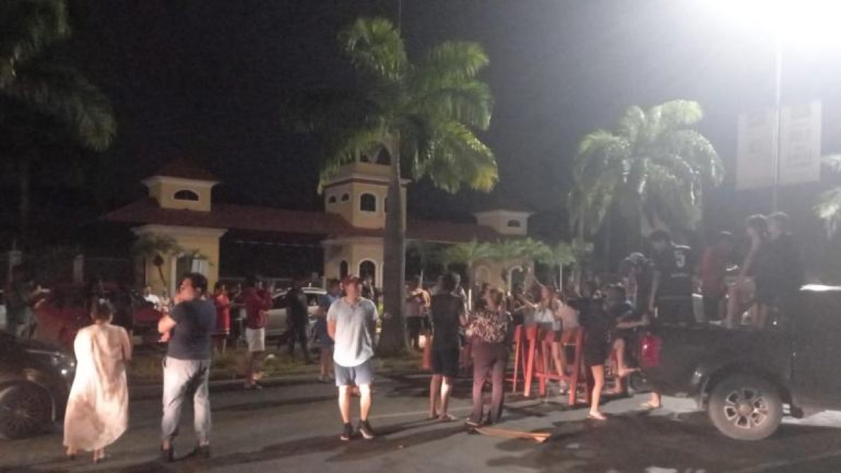 Daule. Más de 100 residentes salieron a manifestar su descontento.