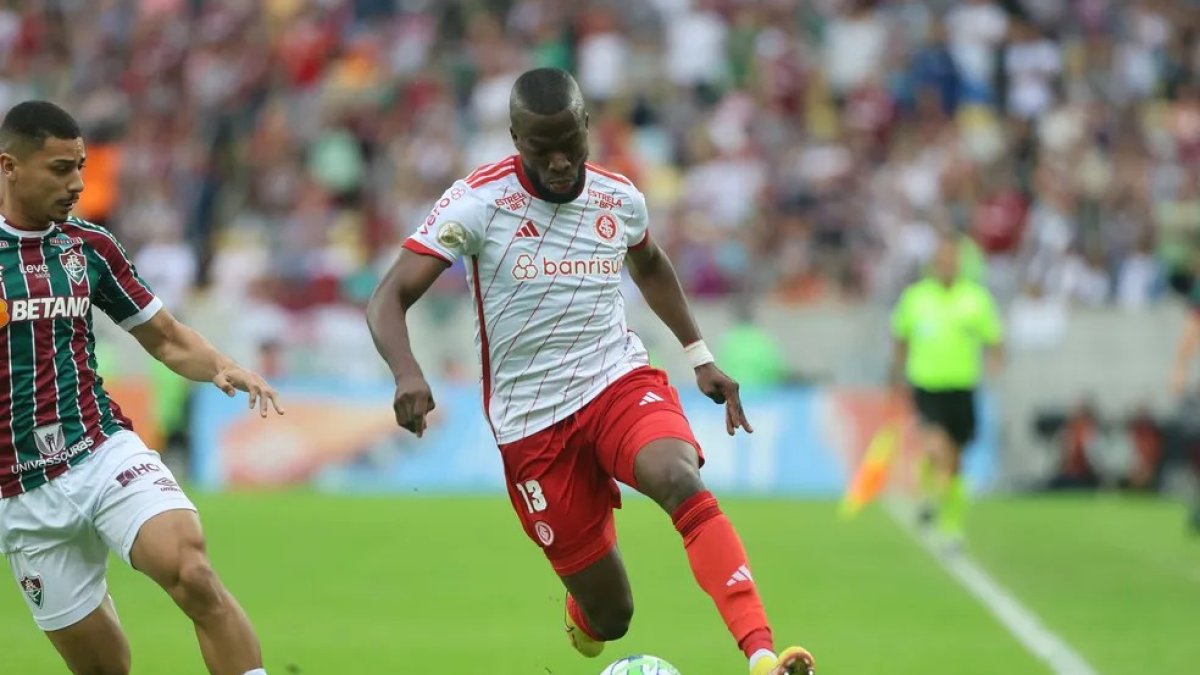 Valencia debutó en el brasileirao.