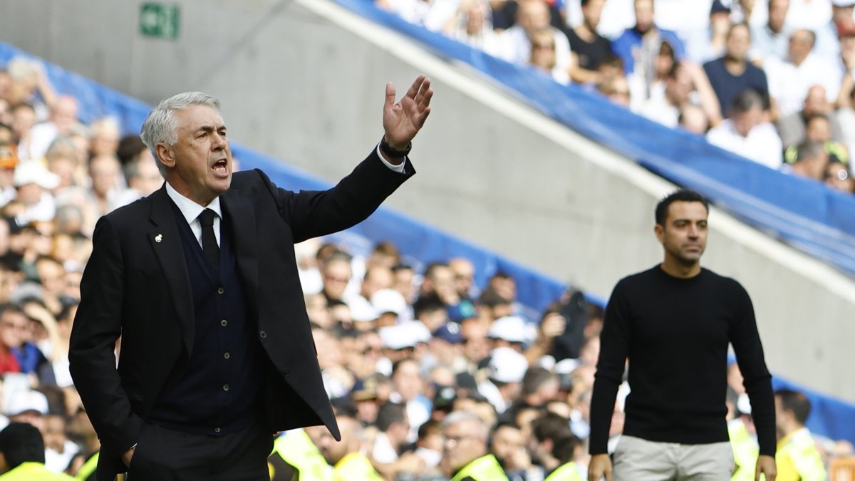 El entrenador Real Madrid, Carlo Ancelotti, durante el partido de la novena jornada de Liga que Real Madrid.