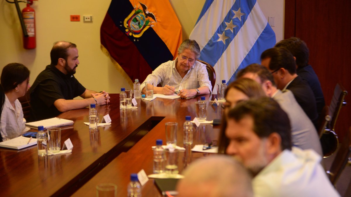 Análisis. Las autoridades de seguridad participaron en la cita con el alcalde Luis Chonillo para identificar los problemas existentes.