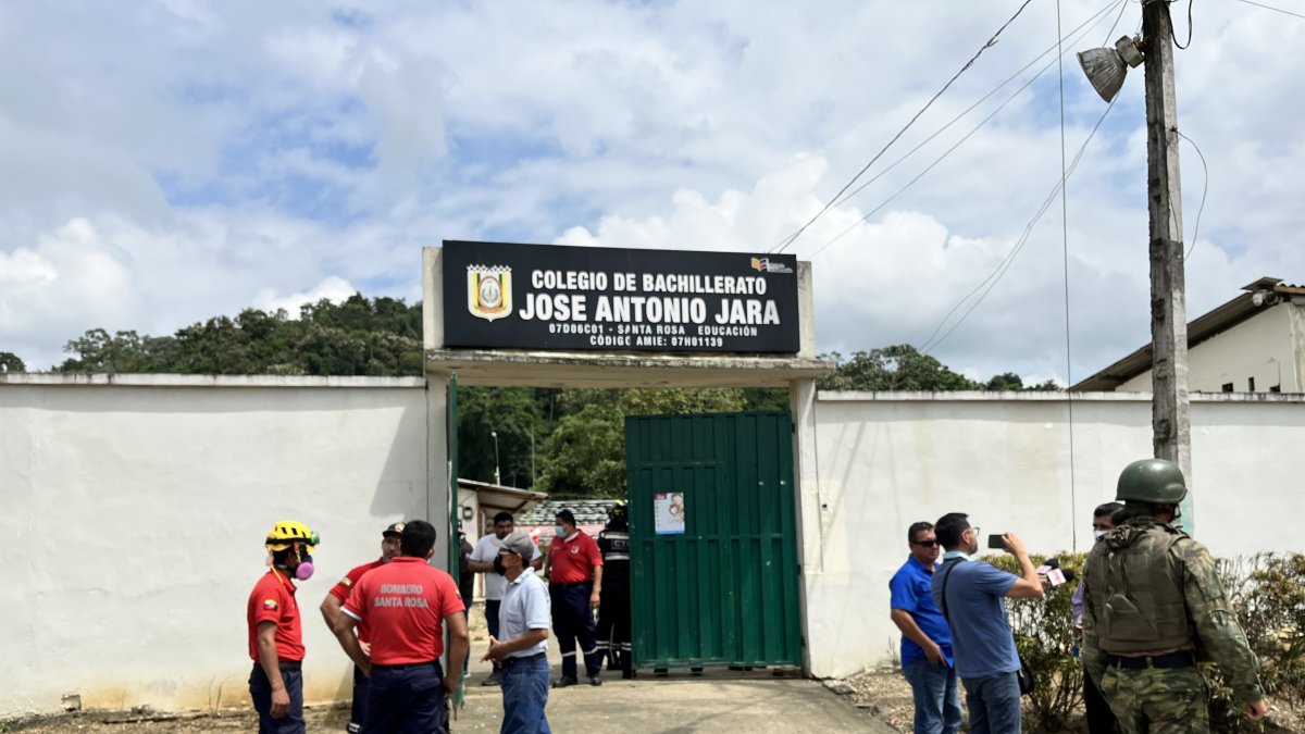 La empresa de agua descartó que hayan estado experimentando con cloro.